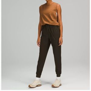 Lulu joggers